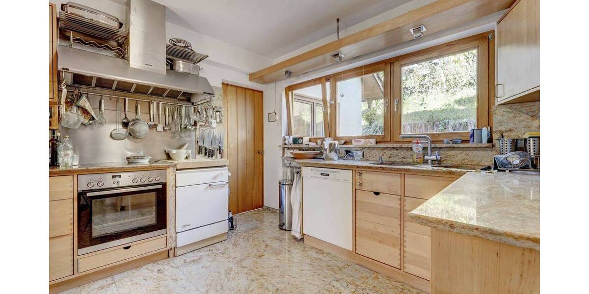 Einfamilienhaus Inzlingen - 9 Zimmer, 230 m&sup2;, 790.000&euro; | Angebot:25749208