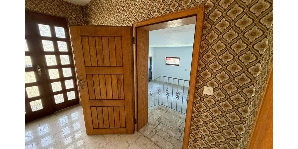 Einfamilienhaus Donauwörth - 8 Zimmer, 160 m&sup2;, 385.000&euro; | Angebot:26852131