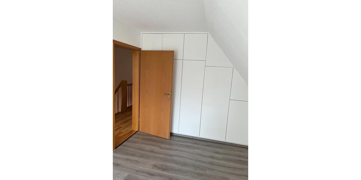 Doppelhaushälfte Emden Rysumer Landstraße - 4 Zimmer, 110 m&sup2;, 1.000&euro; | Angebot:26401999