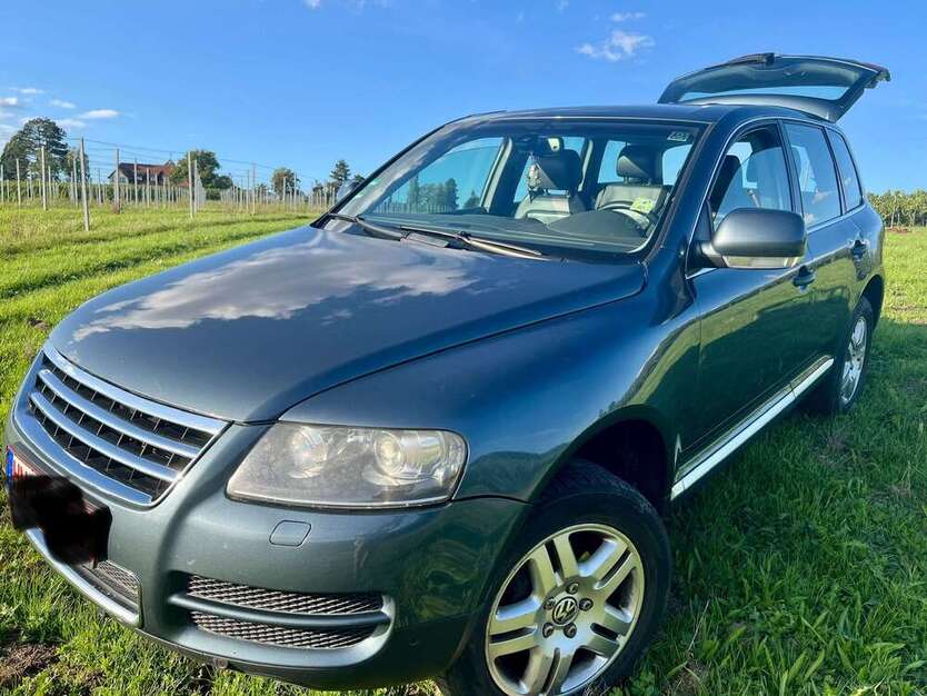 VW Touareg 281.000 km 5.900 € Heilbronn 74072