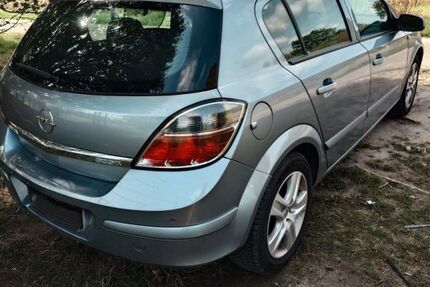 Opel Astra 192.000 km 2.399 &euro; Buchholz Aller 29690
