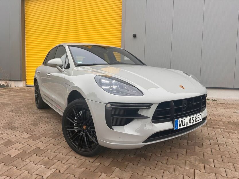 Porsche Macan 110.000 km 56.390 € Würzburg 97084