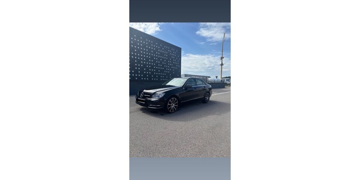 Mercedes-Benz C 250 119.500 km 12.950 &euro; Röfingen 89365