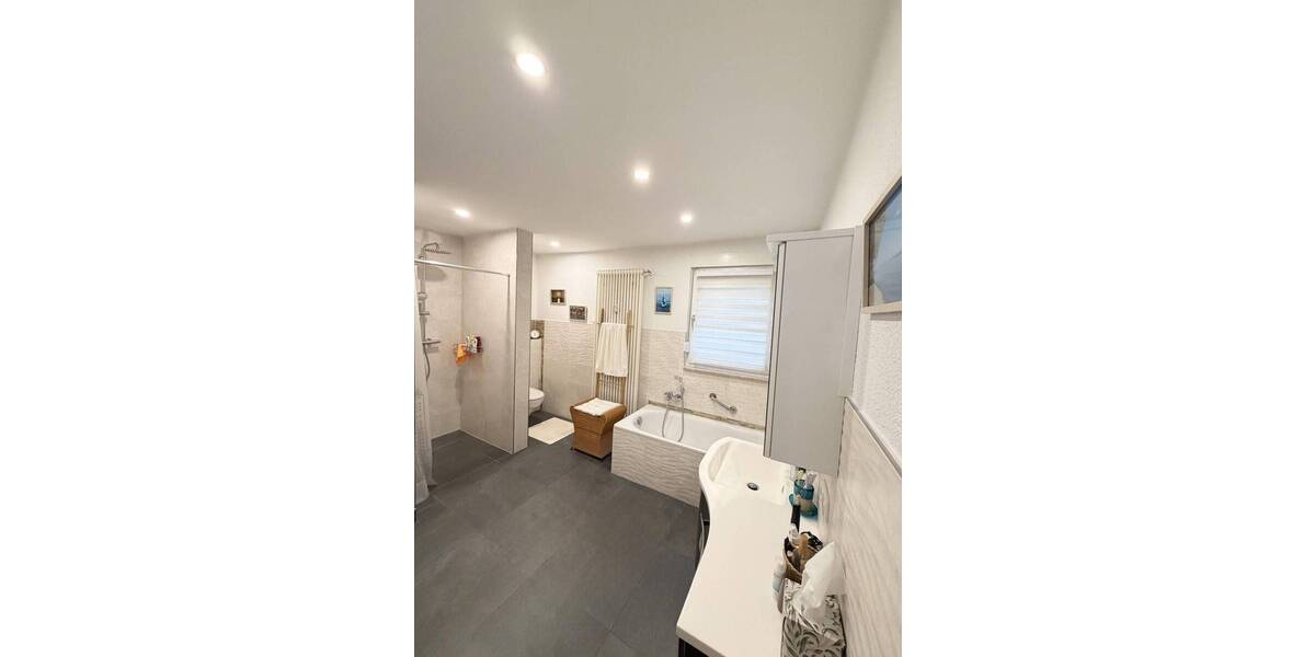 Etagenwohnung Maintal Bischofsheim - 3 Zimmer, 130 m&sup2;, 285.000&euro; | Angebot:26487128