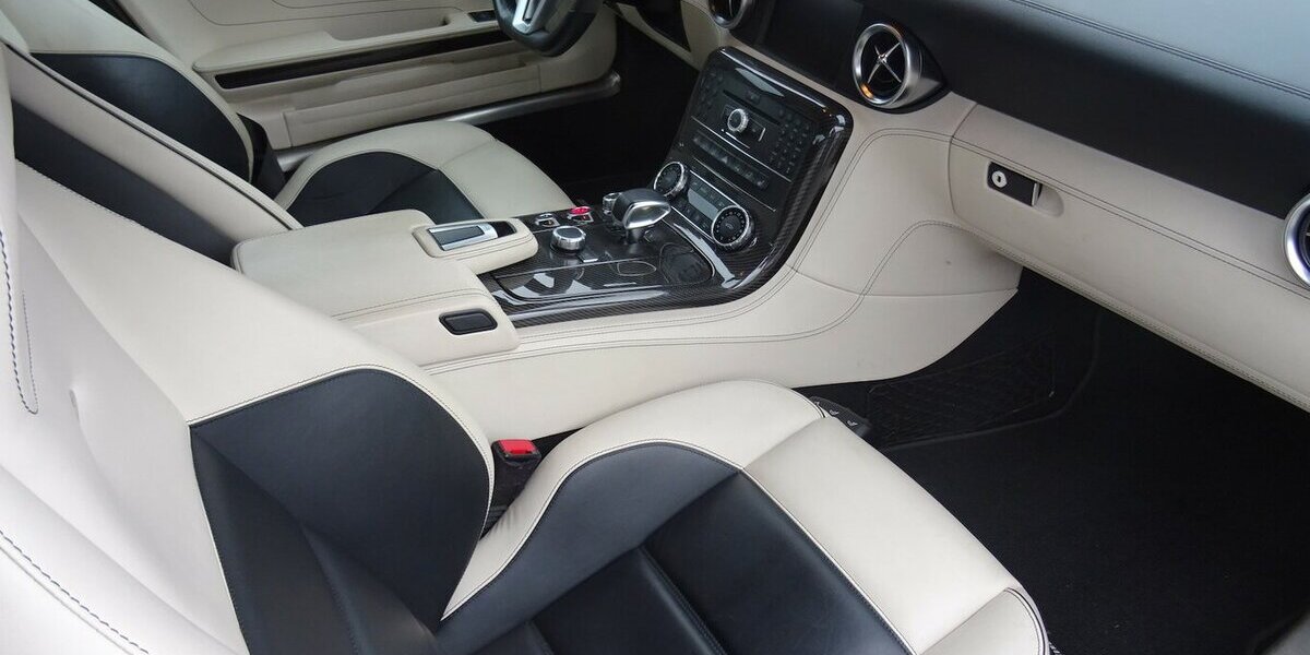 Mercedes-Benz SLS AMG Designo Carbon Bang&Olufsen Voll NP222tsd 36.000 km 149.000 &euro; Schorndorf 73614