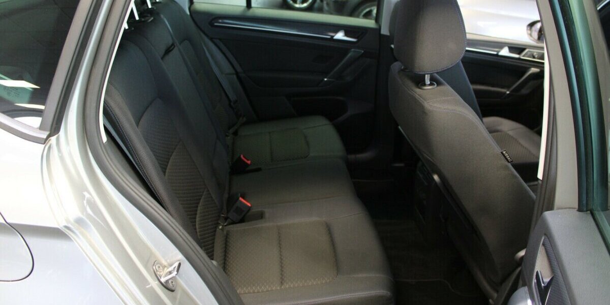 VW Golf Sportsvan 1.5 TSI ACT OPF United 86.810 km 17.980 &euro; Euskirchen 53881