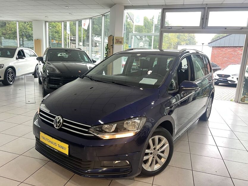 VW Touran 154.112 km 17.990 € Neunkirchen 57290
