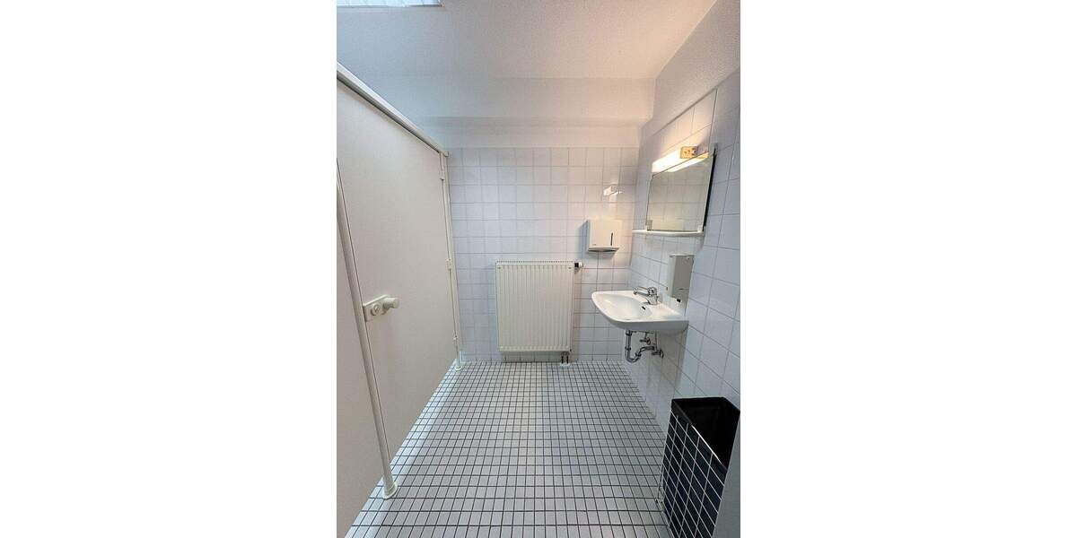Gewerbeobjekt Lößnitz - 7 Zimmer, 120 m&sup2;, 159.000&euro; | Angebot:23957362