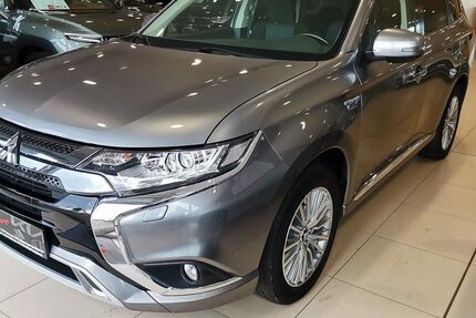 Mitsubishi Outlander 61.110 km 18.865 &euro; Freiberg 09599