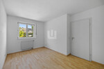 WINDISCH - Lichtdurchflutete, moderne 2-Zimmerwohnung mit hochwertiger EBK in kleiner Wohnanlage!