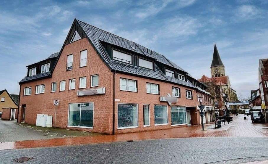 Einfamilienhaus Stadtlohn - 7 Zimmer, 2.250&euro; | Angebot:24696346