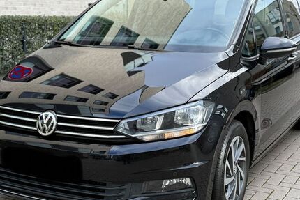 VW Touran 171.000 km 11.299 &euro; Hannover 30179