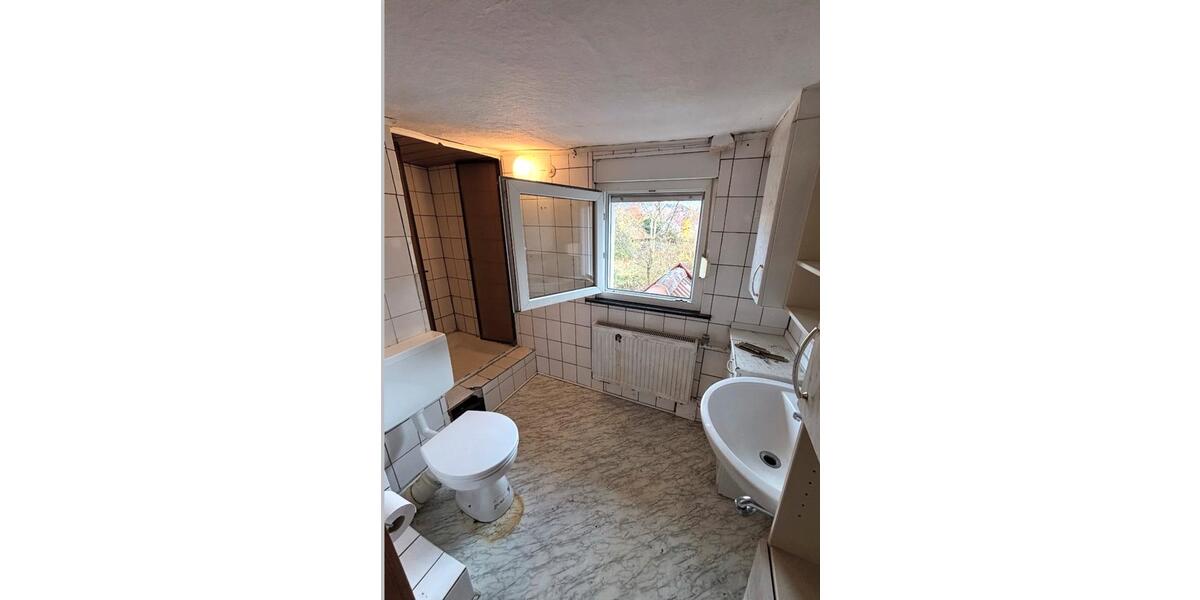 Mehrfamilienhaus, Wohnhaus Melsungen - 4 Zimmer, 145 m&sup2;, 72.000&euro; | Angebot:26794957
