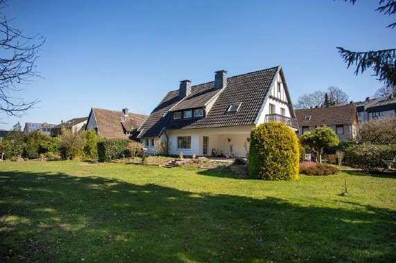 Haus zum Kaufen in Hagen 590.000 € 202.24 m²