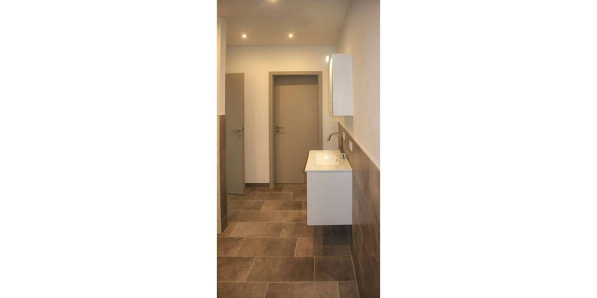 Etagenwohnung Schönberg - 3 Zimmer, 122 m&sup2;, 285.000&euro; | Angebot:25735938