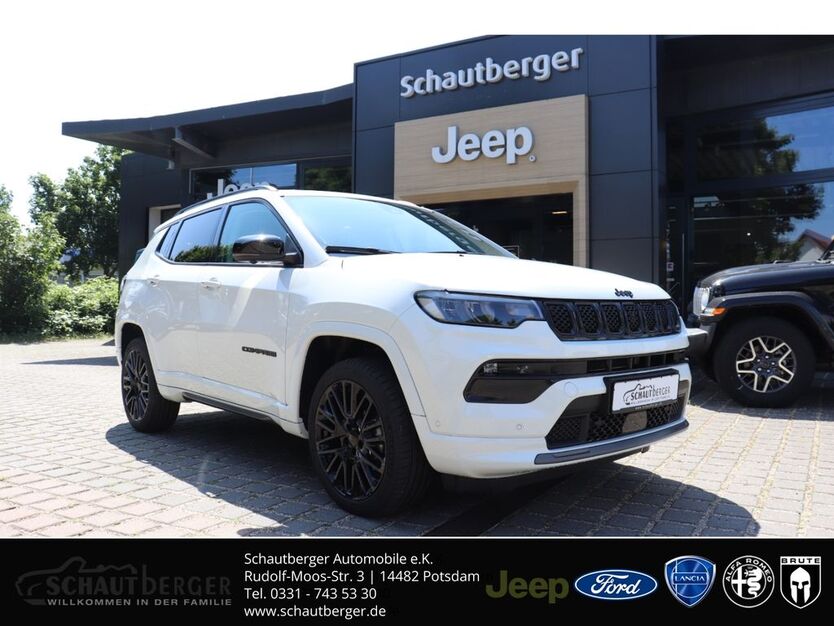 Jeep Compass 12.185 km 32.990 € Potsdam 14482