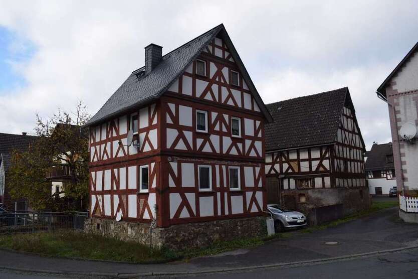 Haus zum Kaufen in Hohenahr Großaltenstädten 60.000 € 68 m²