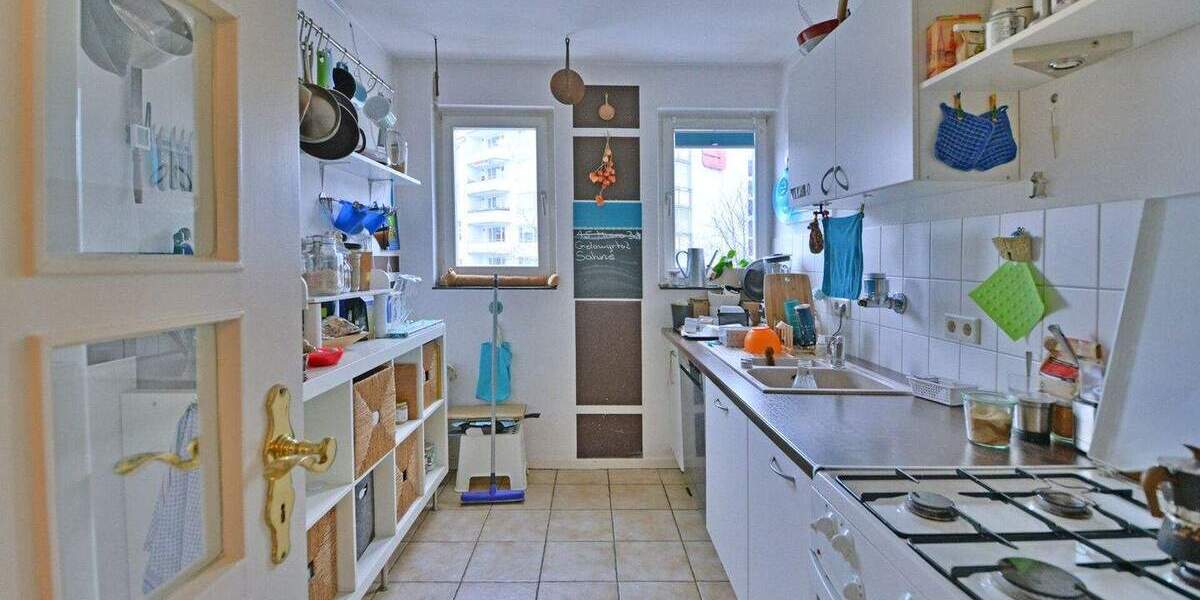 Etagenwohnung Kassel West - 3 Zimmer, 85 m&sup2;, 225.000&euro; | Angebot:25410013