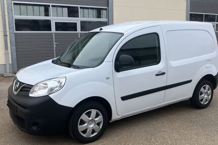 Nissan NV250 83.742 km 10.900 &euro; Trunkelsberg 87779