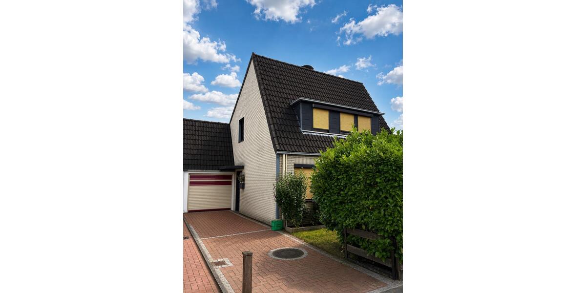 Reihenhaus Stuhr - 5 Zimmer, 116 m&sup2;, 320.000&euro; | Angebot:27093083