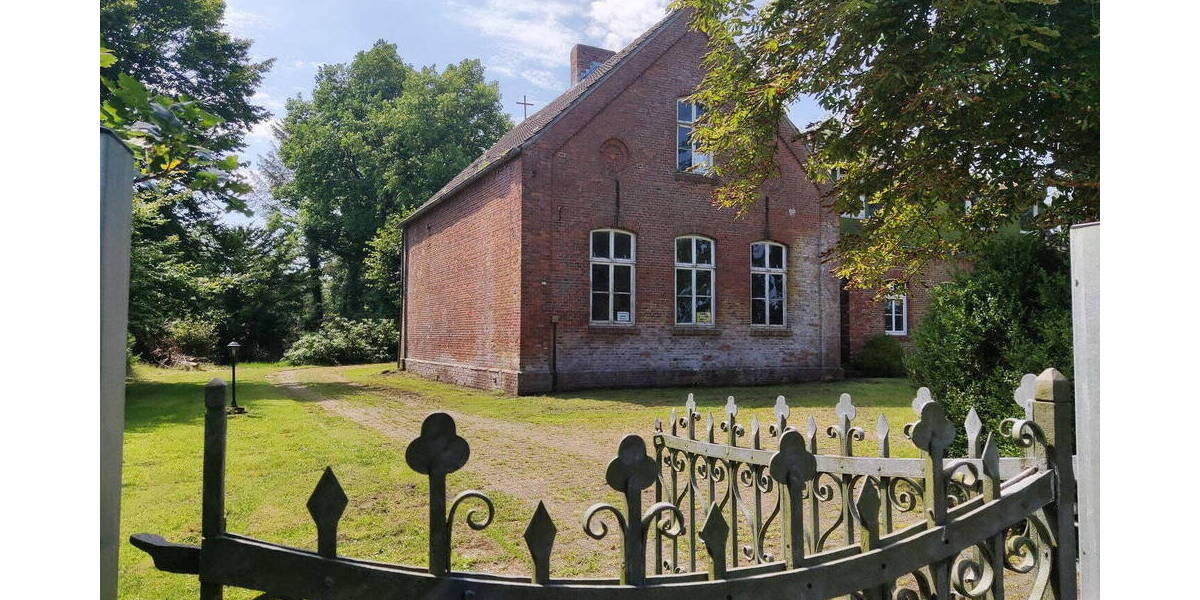 Einfamilienhaus Halbemond - 8 Zimmer, 194 m&sup2;, 269.000&euro; | Angebot:26258001