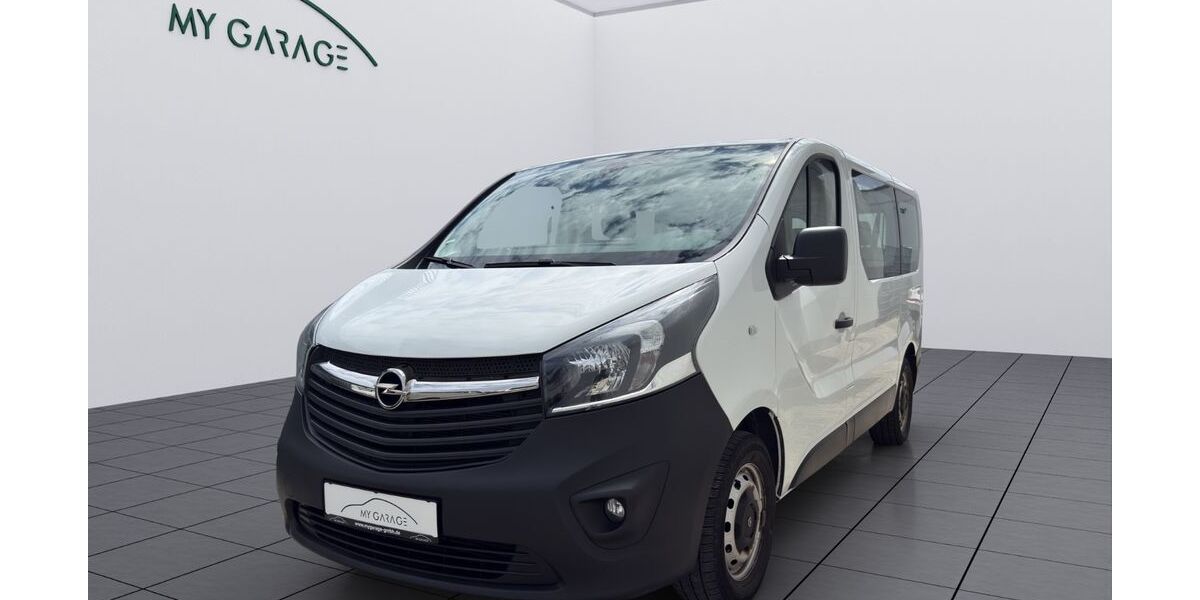 Opel Vivaro 230.000 km 9.900 &euro; Gilching bei München 82205