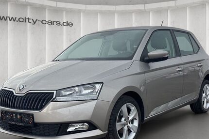 Skoda Fabia 63.109 km 9.990 &euro; Brandenburg 14772