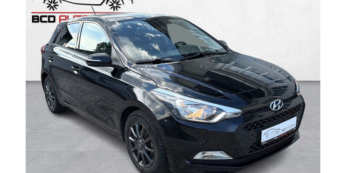 Hyundai i20 76.900 km 7.490 &euro; Freudenstadt 72250