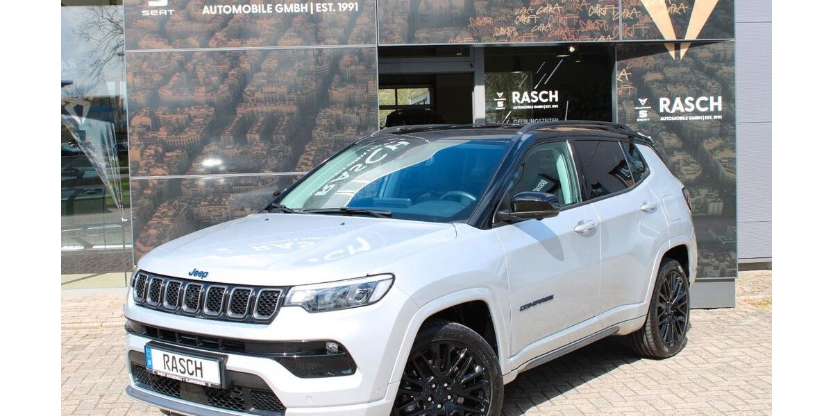 Jeep Compass 72.465 km 22.450 &euro; Cloppenburg 49661