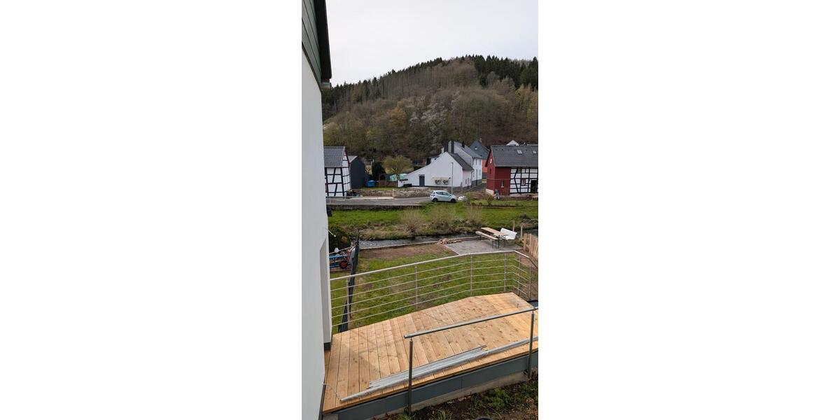 Einfamilienhaus Schleiden - 6 Zimmer, 180 m&sup2;, 1.600&euro; | Angebot:26135305