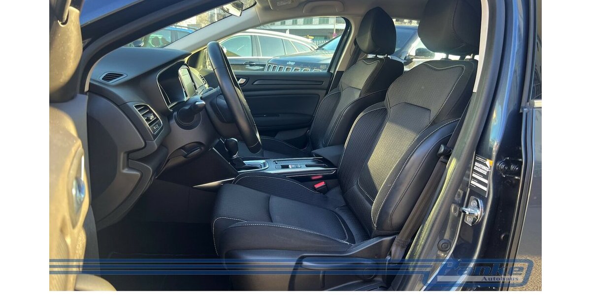 Renault Megane Business Ed. Aut. Kombi*NAV*AHK*PDC*BT* 47.358 km 14.990 &euro; Berlin 13187