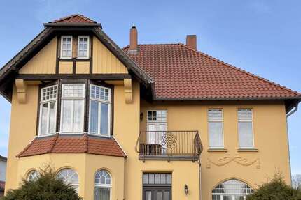 Haus Lehrte - 8 Zimmer, 228 m&sup2;, 1.090.000&euro; | Angebot:26080725