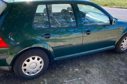 VW Golf 180.000 km 799 &euro; Sulzbach am Main 63834