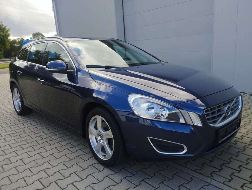 V60