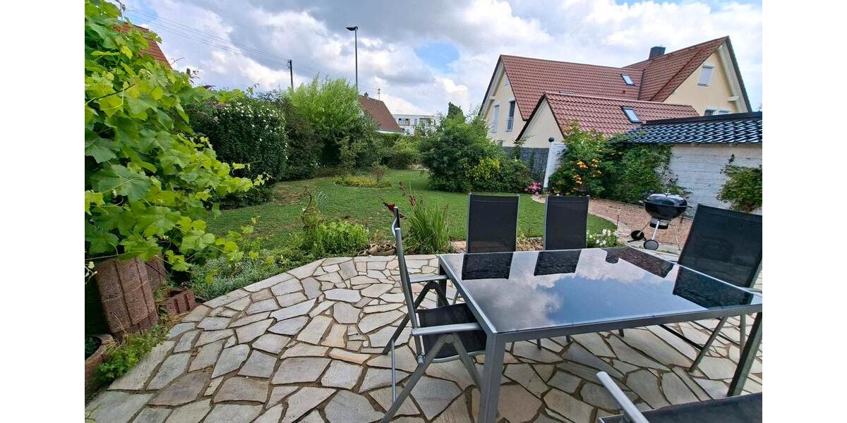 Doppelhaushälfte Königsbrunn - 8 Zimmer, 185 m&sup2;, 695.000&euro; | Angebot:27086171