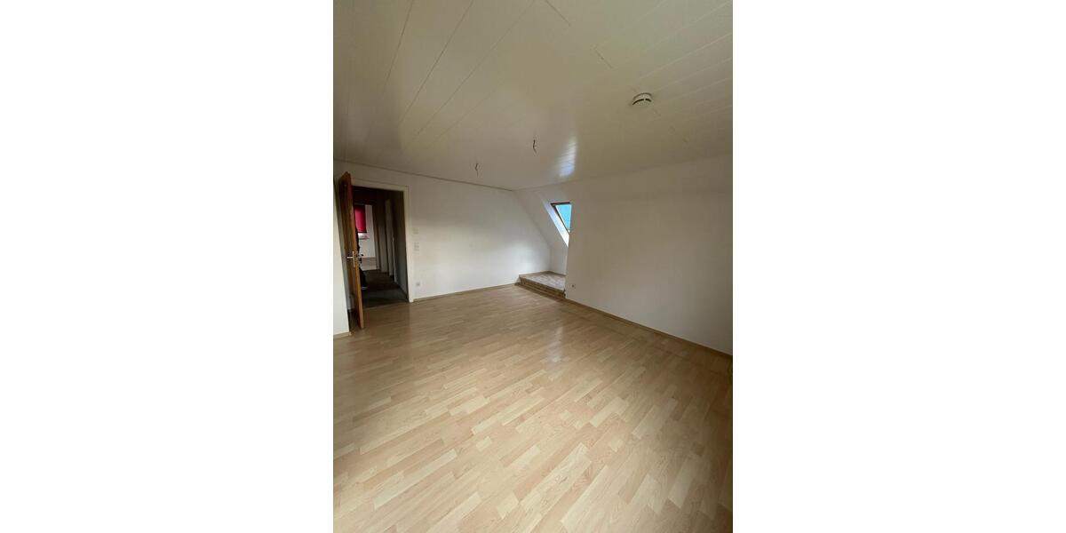 Etagenwohnung Schwäbisch Gmünd Bargau - 3.5 Zimmer, 80 m&sup2;, 860&euro; | Angebot:26134766