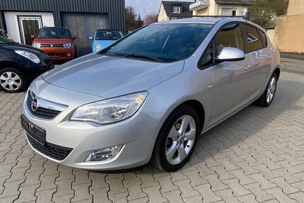 Opel Astra 122.519 km 5.900 &euro; Wiesbaden 65201