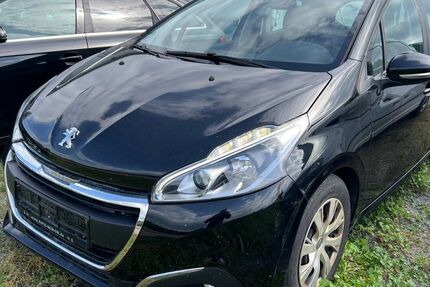 Peugeot 208 80.000 km 6.900 &euro; Neuenstadt 74196