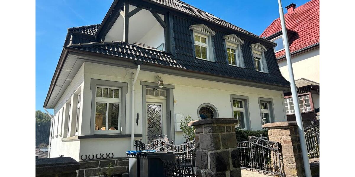 Mehrfamilienhaus, Wohnhaus Werdohl - 9 Zimmer, 265 m&sup2;, 265.000&euro; | Angebot:26300218