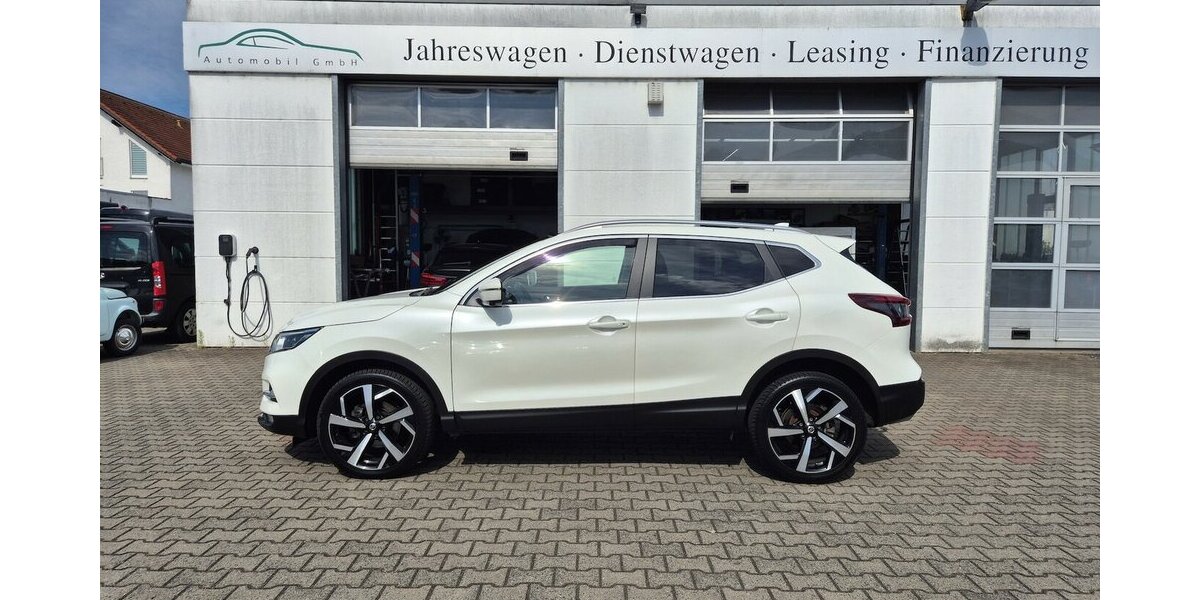 Nissan Qashqai Akari, Kamera, Android Auto, Panoramadach, 72.315 km 18.790 &euro; Rodgau 63110