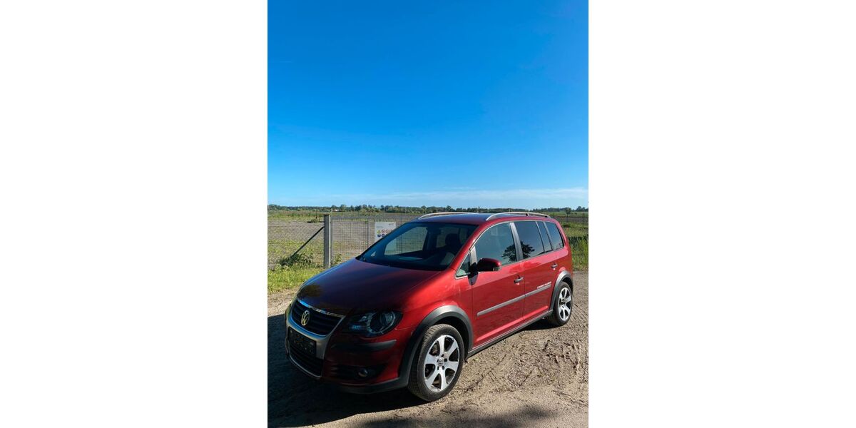 VW Touran 198.600 km 2.900 &euro; Twistringen 27239