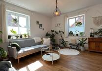 5628 - Grünes Wohnglück in Rostrup – Helle 2-Zimmer-Erdgeschoßwohnung mit Garten & Flair