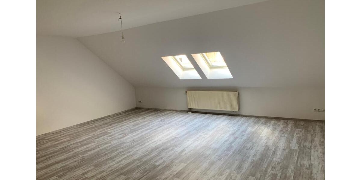 Etagenwohnung Spremberg - 2 Zimmer, 64 m&sup2;, 319&euro; | Angebot:23704738