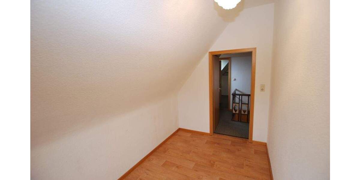 Einfamilienhaus Varel Dangastermoor - 6 Zimmer, 125 m&sup2;, 860&euro; | Angebot:25227333