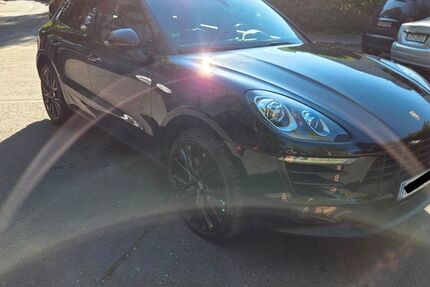 Porsche Macan 144.500 km 34.700 &euro; Frankfurt am Main 60439