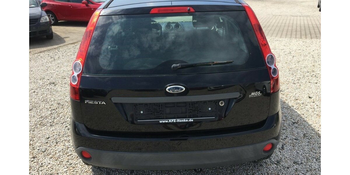 Ford Fiesta Ambiente,4 Türig,Tüv Neu! 136.000 km 2.990 &euro; Himmelkron 95502
