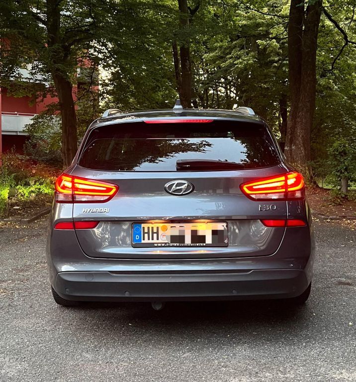 i30