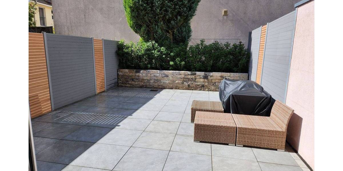 Mehrfamilienhaus, Wohnhaus Bad Vilbel Dortelweil - 5 Zimmer, 136 m&sup2;, 2.800&euro; | Angebot:23957205