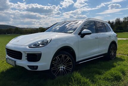 Porsche Cayenne 87.000 km 34.490 &euro; Gomaringen 72810