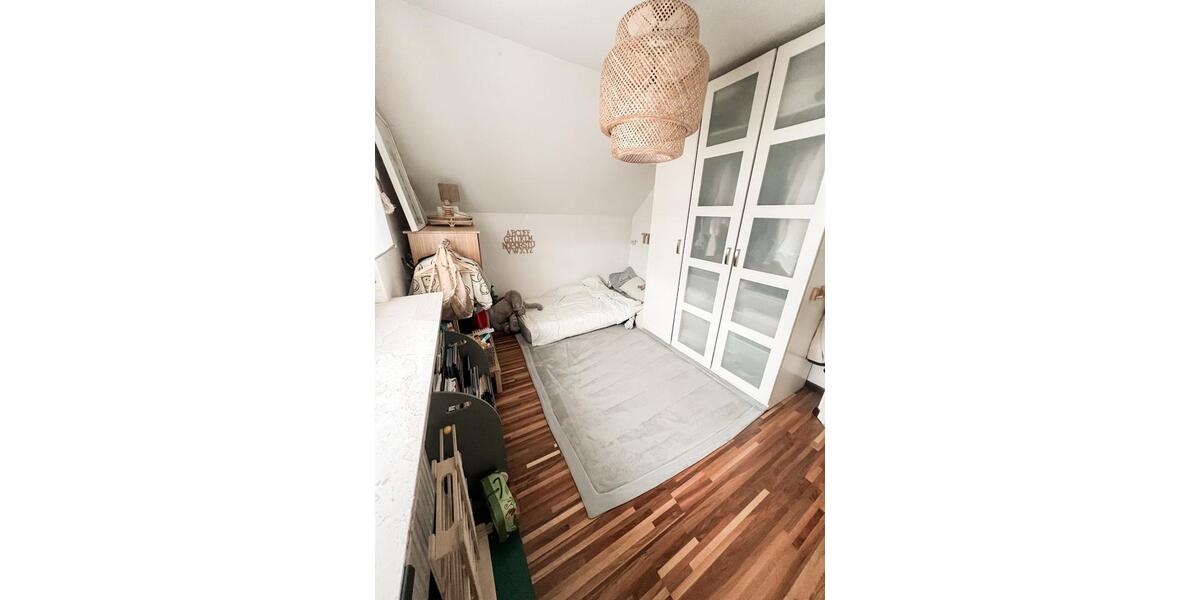 Dachgeschoßwohnung Walzbachtal - 2 Zimmer, 105 m&sup2;, 320.000&euro; | Angebot:23660126